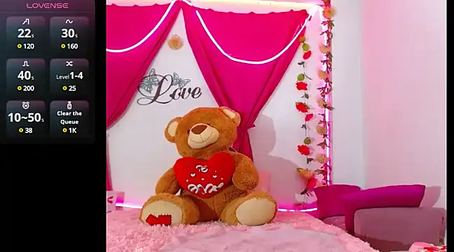 natashakissess online show from March 2025 04:24:01 PM