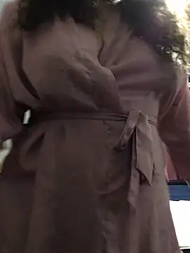 honeeyyy pot online show from January 2025 06:35:01 PM