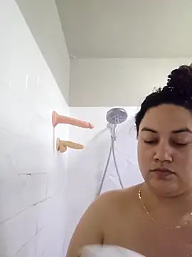 Snapshot of honeeyyy_pot chatting on February 2026 06:58:02 AM honeeyyy pot online show from February 2026 06:58:02 AM