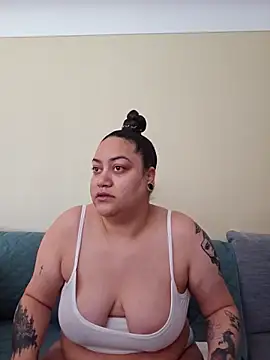 honeeyyy pot online show from March 2026 07:35:01 PM