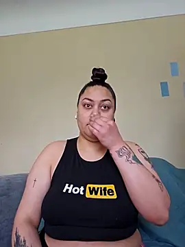 honeeyyy pot online show from April 2026 09:20:02 PM