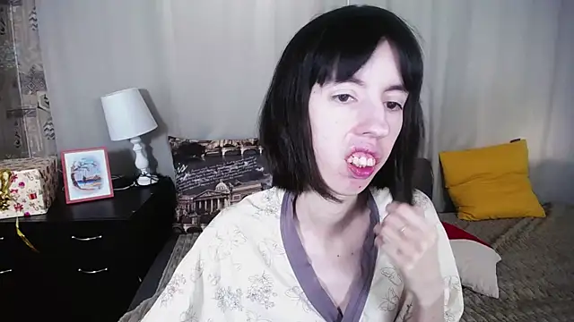 Unusual G online show from February 2025 09:30:01 AM