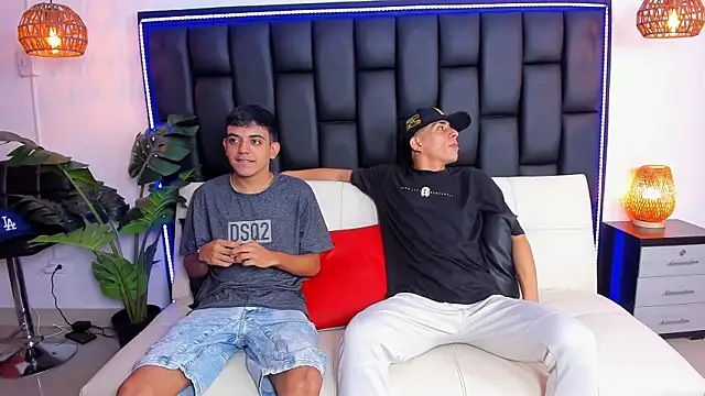 Snapshot of Crazy_nigth01 chatting on November 2025 02:43:02 AM Crazy nigth01 online show from November 2025 02:43:02 AM