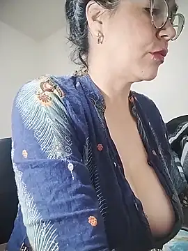 naughty doll horny online show from December 2025 10:44:02 AM