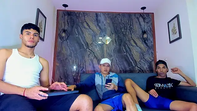 liam genner  online show from February 2025 01:46:02 AM