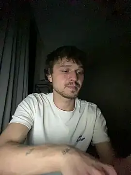 Snapshot of oguuxum chatting on March 2026 09:52:02 PM oguuxum online show from March 2026 09:52:02 PM