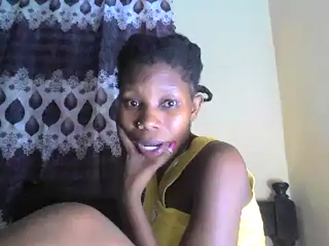 smallnaughtygirl online show from February 2025 06:32:02 PM