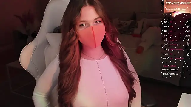 Frau Lina online show from December 2024 05:37:01 PM