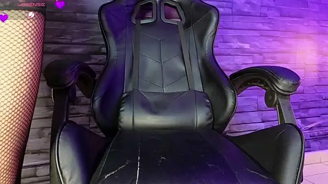 Rose baker  online show from February 2025 05:54:02 PM