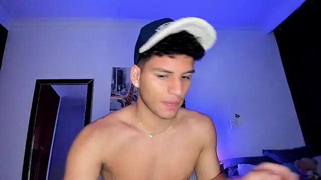 Curlblue online show from February 2025 08:18:01 AM