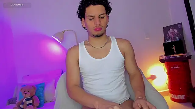 Curlblue online show from September 2025 04:06:01 AM