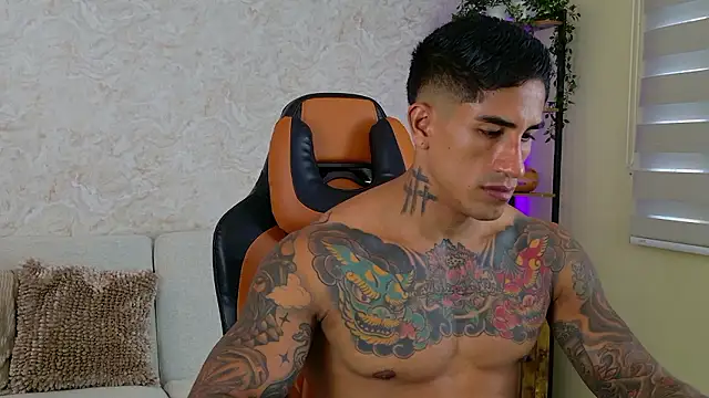 AdanReilly online show from December 2024 10:01:02 PM