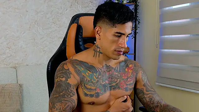 AdanReilly online show from March 2025 10:53:01 PM