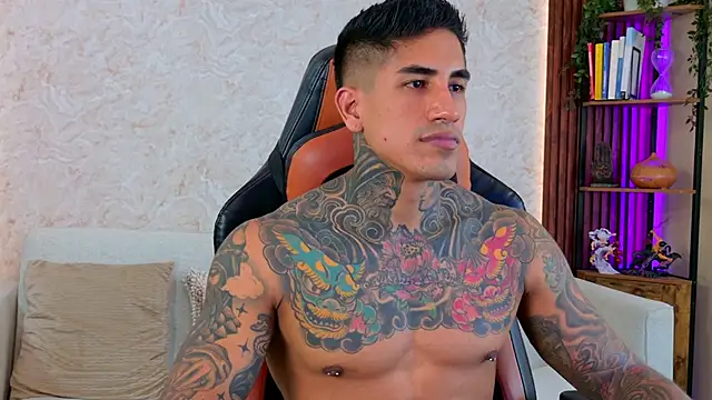 AdanReilly online show from February 2026 08:19:02 PM