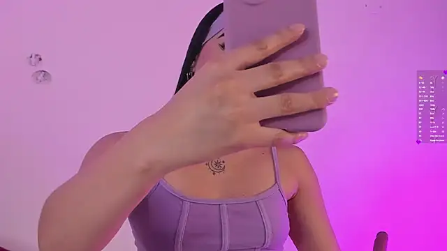 Maggie 1 online show from September 2025 09:18:01 PM