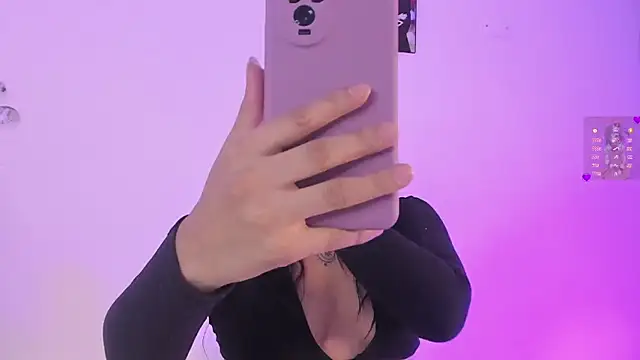 Maggie 1 online show from September 2025 11:10:01 PM