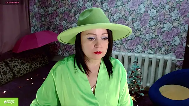 Julia-ru online show from November 2025 08:45:01 PM