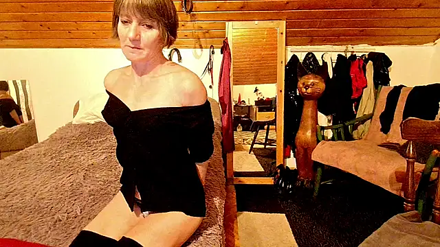 Hot Colettte online show from February 2025 12:21:02 AM