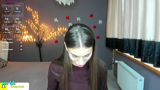 Snapshot of EmmyGreans chatting on February 2026 06:43:02 AM EmmyGreans online show from February 2026 06:43:02 AM