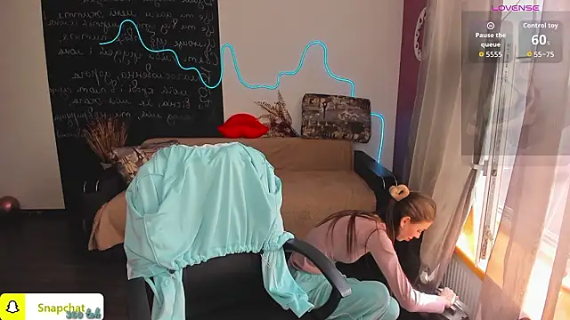 Snapshot of EmmyGreans chatting on March 2026 07:26:02 AM EmmyGreans online show from March 2026 07:26:02 AM