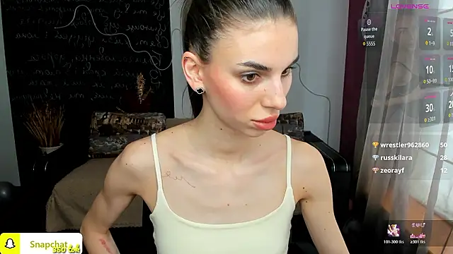 Snapshot of EmmyGreans chatting on March 2026 08:19:01 AM EmmyGreans online show from March 2026 08:19:01 AM