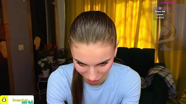 Snapshot of EmmyGreans chatting on March 2026 06:50:02 AM EmmyGreans online show from March 2026 06:50:02 AM