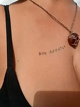 Escarlate4you  online show from December 2024 10:50:02 AM