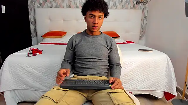 MagnusKing  online show from March 2025 11:50:02 AM