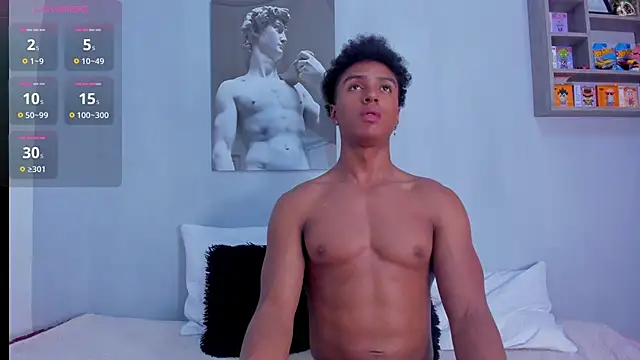 MagnusKing  online show from October 2025 08:42:02 PM