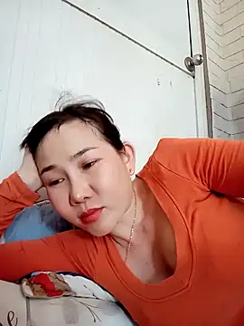 Snapshot of Ana_love2000 chatting on February 2025 08:44:01 AM Ana love2000 online show from February 2025 08:44:01 AM