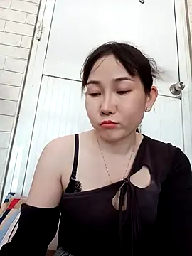 Snapshot of Ana_love2000 chatting on February 2025 05:59:01 AM Ana love2000 online show from February 2025 05:59:01 AM