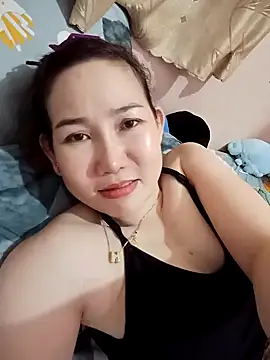 Snapshot of Ana_love2000 chatting on February 2025 10:40:02 AM Ana love2000 online show from February 2025 10:40:02 AM