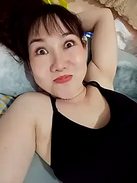 Snapshot of Ana_love2000 chatting on February 2025 04:03:02 PM Ana love2000 online show from February 2025 04:03:02 PM