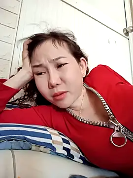 Snapshot of Ana_love2000 chatting on March 2025 04:25:01 AM Ana love2000 online show from March 2025 04:25:01 AM