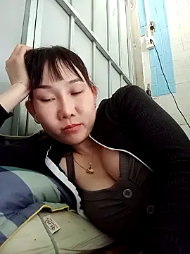 Snapshot of Ana_love2000 chatting on September 2025 01:18:01 AM Ana love2000 online show from September 2025 01:18:01 AM