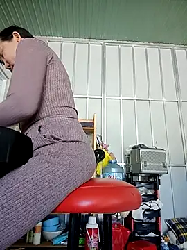 Snapshot of Ana_love2000 chatting on October 2025 02:34:01 AM Ana love2000 online show from October 2025 02:34:01 AM