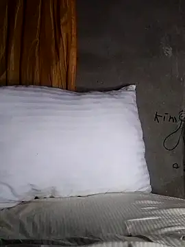 Snapshot of lachilena027 chatting on February 2025 02:54:02 PM lachilena027 online show from February 2025 02:54:02 PM