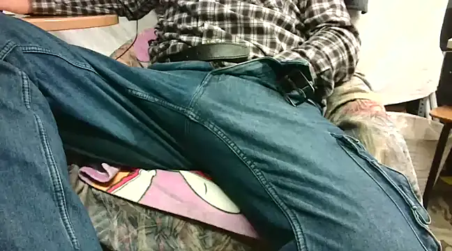 Giulio35 Pika online show from December 2024 05:32:01 PM