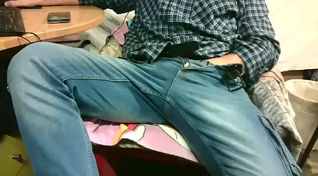 Giulio35 Pika online show from January 2025 05:53:01 PM