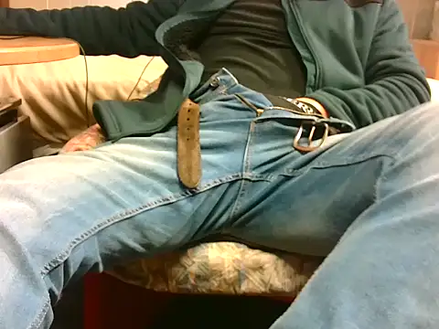 Giulio35 Pika online show from March 2026 01:26:02 PM