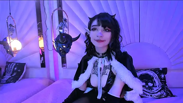 zephirahabney online show from December 2024 04:27:02 PM