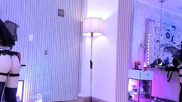 zephirahabney online show from September 2025 03:17:02 PM