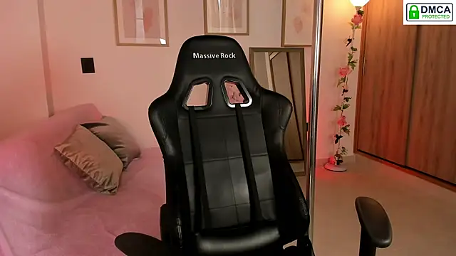 Lilabril online show from September 2025 02:40:01 PM