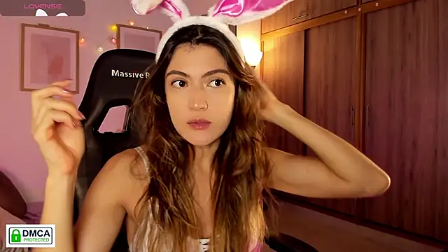 Lilabril online show from April 2026 02:47:01 PM