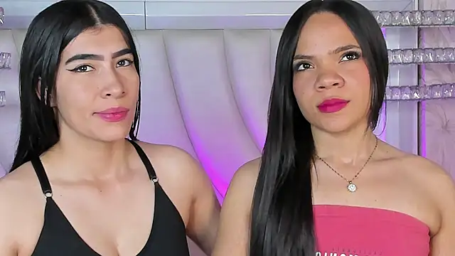 siara and zoe online show from April 2026 11:37:02 PM