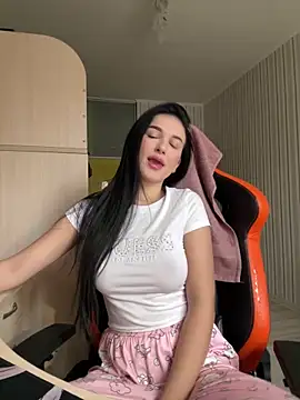 Julietta a online show from December 2025 07:57:02 AM