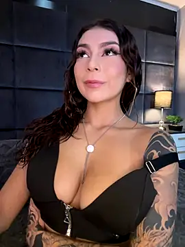 Snapshot of CHERRYY_BOMB_ chatting on November 2025 06:07:02 PM CHERRYY BOMB online show from November 2025 06:07:02 PM