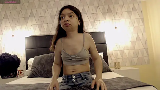 CharlotteMuller online show from March 2025 06:20:02 PM