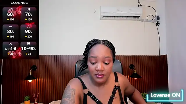 chanel brunette online show from November 2025 06:46:02 PM