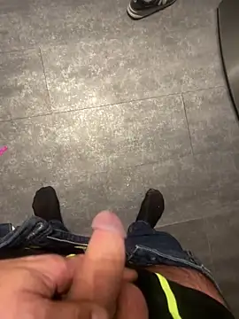 Edosxxl online show from November 2025 12:42:01 AM